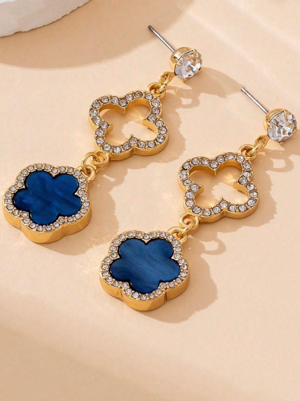 Luxe gold Tone Flower Rhinestone Drop Delicate Earrings - Picture 2 of 5